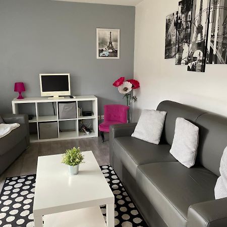 מונטבראן Studio Disneyland Paris - Terrasse מראה חיצוני תמונה